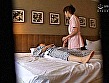 「私おばさんだから･･･だめよ･･･ダメ･･･」普通の主婦が若者チ○ポの勃起に目がテン 出張マッサージの仕事を忘れて大声で喘ぐ中出しSEX 30～40代後半のおばさんの性欲は凄い！！ サンプル画像15