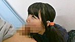 試着室で脱ぐのは合法的なのでズボンの裾上げ依頼中にチンチン露出 チラ見する女性店員の視線に秒でいきり勃ったチ〇ポ 女性店員は「仕事中なのでダメです･･･」と言いつつ勃起チ○ポに目がテン！！ サンプル画像17