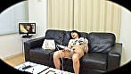 突然のナンパに「ちょ･･･そんなつもりじゃ･･･。」と言いながらもSEXの匂いを察知して嫌がるどころかエロ展開への期待モロ出し 笑顔のウブな可愛いおばさん サンプル画像19
