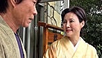 【赤坂ルナ／宝田さゆり】 エロ女将が身体を張った濃厚サービスでご奉仕！ サンプル画像1