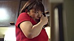 絶対に声を出してはいけない状況なのに、カチコチにおっ起ったチ●ポを見せつけられ、羞恥心を煽られるが、逆に今までにない性癖が覚醒し、声を殺してイキ狂うドエロ妻っ！！ 2 サンプル画像4