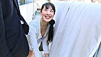 胸チラで挑発する女たち - Image 20