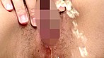 おしっこ我慢観察 おしっこ我慢限界の果てにオマ○コをおっぴろげ放尿姿を晒す女たち！！ サンプル画像2
