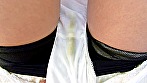 素人娘のオマ○コに今まさに密着している絶賛使用中の汚パンティー 16人3時間26分スペシャル サンプル画像13