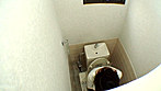 突然のムラムラが我慢できずに声を押し殺してトイレでオナニーする下品な肉感熟女27人 4時間 サンプル画像1