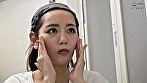 終電がなくなりちょっと綺麗めの上司の家に泊まることに･･･メイクを落としたすっぴん顔が幼くまさに俺好みの顔だった！ サンプル画像3
