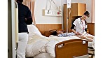ナース歴3年 水端さんのねっとり甘いノーハンドフェラチオで暴発射精！！精液ごっくん科 水端あさみ