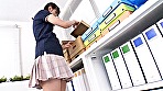 ローアングルでベストアングル連発！！ じっくり仰ぎ見るパンチラ サンプル画像1