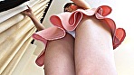 ローアングルでベストアングル連発！！ じっくり仰ぎ見るパンチラ サンプル画像13