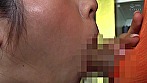 竿を喉奥に咥え込みながら顔動かさずに舌で亀頭かき混ぜ続けるフェラチオ 2 - Image 3