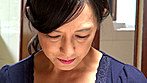 夫の前で●され泣きながら身悶える五十路妻 夫と息子を愛する妻・芳子。だが、体はずっと欲求不満だった。 サンプル画像3