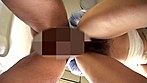 夫の前で●され泣きながら身悶える五十路妻 夫と息子を愛する妻・芳子。だが、体はずっと欲求不満だった。 サンプル画像17