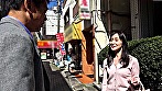 熟妻 離婚して地元に戻っていた昔好きだった同級生と街で偶然出会い･･･ 妻が町内会旅行でいないので子供の面倒を見に来てくれた妻の姉とやりまくった三日間 サンプル画像1