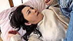 熟女 淫らな秘密の午後 性欲の塊の男は離婚した後アニキの奥さんでヤリまくる！ 旦那の仲間の近所のオヤジに寝取られたおばさん - Image 1
