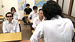 AVメーカーの新人AD潮吹き講習会 - Image 1