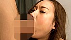 薬指を敢えてチラつかせる魔性女医＜31歳／無毛＞の消毒液と栗の花の匂いが漂う診察室 朝比奈麻里 サンプル画像4