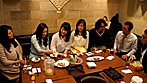妊活合コン 妊娠適齢期ギリギリで焦っている婚活熟女に生中出し口説き サンプル画像1