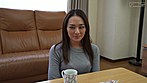 コタツの中で内緒で悪戯 歳の近い義母が欲情極まり近親○姦生中出し サンプル画像1