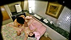 ラブホ盗撮 旦那以外の男のカラダを本気で求める人妻 4 - Image 11