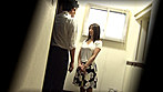 うちの妻にかぎって･･･「（キス）したい･･･ 」下唇を噛みながら小さく頷くと僕の妻は他の男にカラダを許した 【寝取られ】人妻中出し【NTR】17 サンプル画像4
