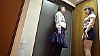 うちの妻にかぎって･･･ 「（旦那は）まだ･･･帰って来ないから･･･」うつむきながらそう言うと僕の妻は他の男にカラダを許した 4時間BEST【寝取られ】人妻中出し【NTR】 Vol.6 サンプル画像10