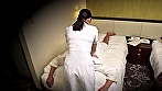 10～15時がヤれる狙い目！ 素人限定。出張メンズエステ盗撮 隠れ巨乳人妻エステティシャンに中出ししちゃいました。 サンプル画像2
