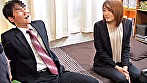 「そんなに褒めても何も出ませんよ。人妻をからかわないで！」男子職員から大人気の新入社員と棚ボタ中出しSEX！ 三岳さん（31歳） - Image 1