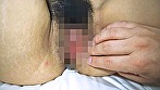 ギャル妻風で天然ヘア 糸引きマ○コに激中出し