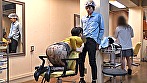 やたらと目があう美容室 宝田もなみ - Image 11