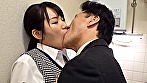 死ぬほど嫌いなパワハラ上司のセクハラ行為にオフィスで尻を振る私 如月夏希