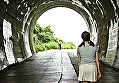 小さい服を着た 真夏の性的いたずら 画像9