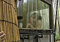 小さい服を着た 真夏の性的いたずら 画像24