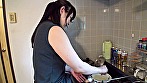 素人妻が一般大学生の自宅にコンドーム1つ渡され一泊 一度のゴム姦では満足できず宿泊中2度もガチ中出しを許してしまうこねくり回す騎乗位がスケベなHカップ妻 ゆりえさん35歳 サンプル画像4