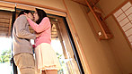 夫婦ゲンカで家出してきた隣の奥さん～背徳感のある壁一枚向こう側の浮気セックス～ 黒沢あきな 四十三歳 サンプル画像10