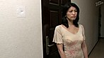 淫語母 息子の勃起チ〇ポを操る美しく、いやらしい母･･･ 古川祥子 四十四歳 サンプル画像2