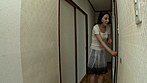 青空失禁！！おもらし母 小島みちる 四十一歳 サンプル画像3