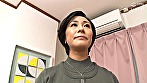素人！！初めての美熟母ヌードアルバム 15人4時間 サンプル画像1