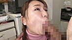 亀頭接吻おばさんの密着！吸引！！口内発射フェラ 30人4時間 サンプル画像9