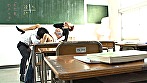 声が出せない絶頂授業で10倍濡れる人妻教師 南條れいな 五十五歳 - Image 5