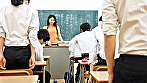 声が出せない絶頂授業で10倍濡れる人妻教師 岡西友美