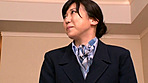 「『中に出して･･･』発射まで30秒！貴方なら中出しするか？外に出すか？出張マッサージになりすまして恋人のいない美淑女の顔に勃起チ○ポを押し付けたらゴムを外して生でヤられた」VOL.1 サンプル画像1