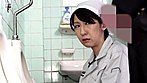 「『おばさんを興奮させてどうするの？』久しぶりに若くて硬い少年チ○ポを見て欲情した巨乳淑女の汗だく反応を見逃すな！」VOL.3 サンプル画像21