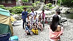 「『おばさんを興奮させてどうするの？』キャンプ場でヤりまくりSPECIAL 青年チ○ポを押しつけられたおばさん妻は嫌がりながらも本当はママ友に自慢したい！！」 VOL.2 サンプル画像2