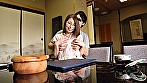 父親がいない間に何度もセックスしたがる性欲が強すぎる義母は絶倫息子の生挿入も拒まない VOL.3
