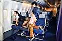 座ったままの男を一切動かさないS字尻振り騎乗位で骨抜きにする美尻キャビンアテンダント VOL.3 - Image 8