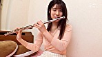 Hカップ爆乳音大生AV出演！デカ乳輪×絶品クビレの猥褻ボディに生中出しSEX！！ さおり サンプル画像1