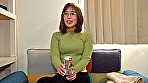 普段は良識ある人妻OLさん･･･でも本性はセフレ多数の隠れヤリマン！憧れの絶倫チ●ポで絶叫イキ狂い！