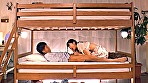 一般男女モニタリングAV 安眠グッズ体験に協力してくれた大学生グループ限定 素人女子大生が彼氏の男友達と1発10万円の連続射精セックスに挑戦！声を出せない状況に興奮し2段ベッドが揺れるほど感じる2人の寝取られ生中出しは1発だけじゃ終わらない！！4組合計14発 サンプル画像6