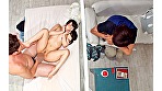 一般男女モニタリングAV マジックミラーの向こうには大好きな彼女！他の男に寝取られる姿を彼氏が最後まで見ることができたら100万円！巨乳の彼女は‘30cm横で彼氏に見られている’とは知らずに彼氏とは比べ物にならない巨根にオマ○コ本気濡れ！ - Image 6