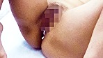 マジックミラー便 特別出張企画！「再婚してできた元高校教師の巨尻のお義母さんに筆おろししてもらいたい！」義母に恋をする童貞息子の想いをAV制作会社が完全バックアップ！！お父さん（＝旦那）の目の前で息子が義理の母を寝取って生中出し！ サンプル画像6